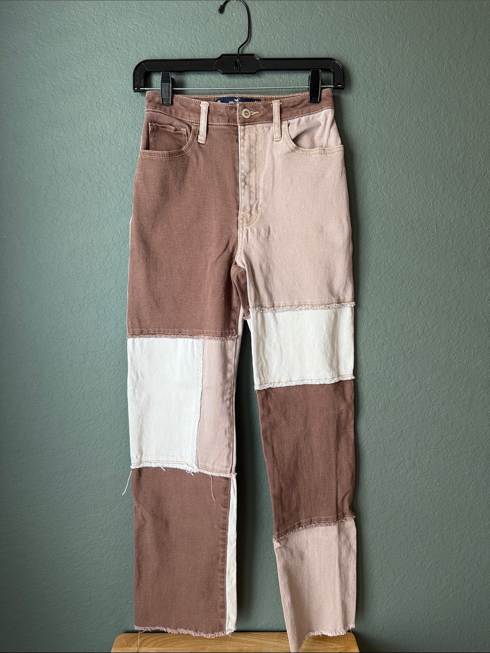 Hollister Ultra High Rise Dad Jeans Patchwork Color Block W24 L31